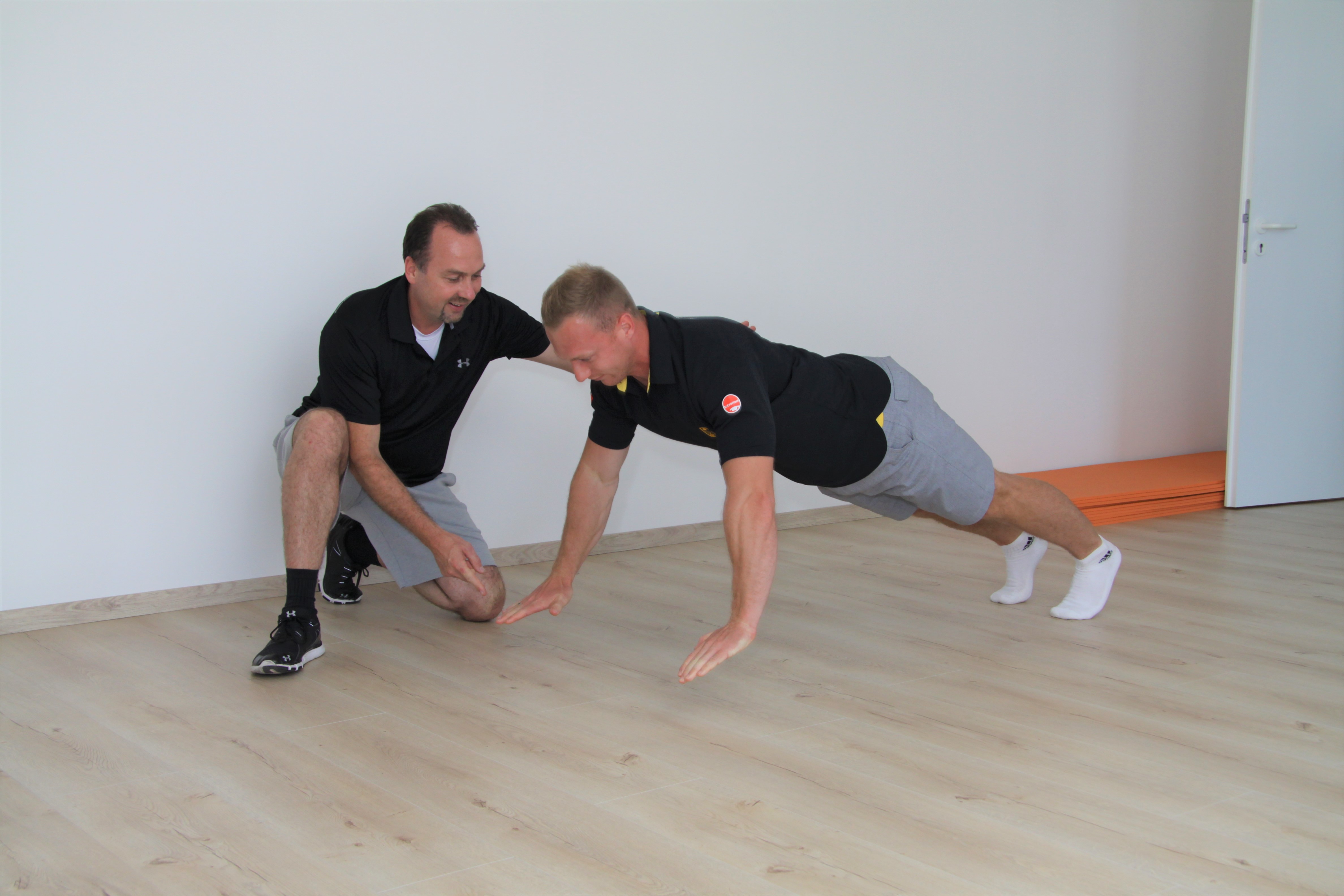 Stephan Müller im Training mit Doppel-Olympiasieger und Weltmeister im Bob Francesco Friedrich